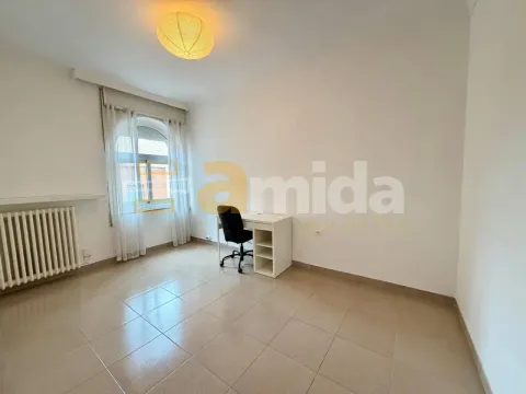 Квартира 100 м² в Sabadell