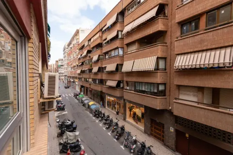 Wohnung 100 m² in Alicante