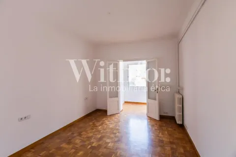 Квартира 220 м² в Барселоне