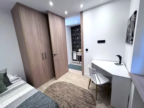 Wohnung 77 m² in Oviedo