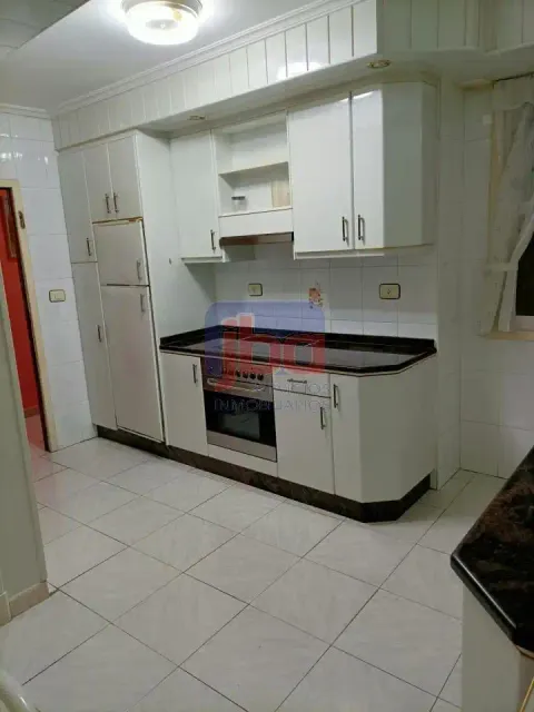 Piso de 86 m² en Ourense (2/21)