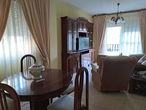 Appartement 80 m² à Dos Hermanas