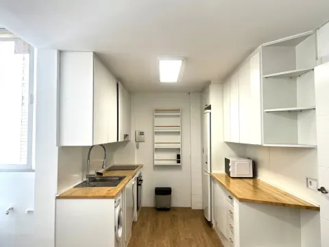Кімната в оренду, Madrid