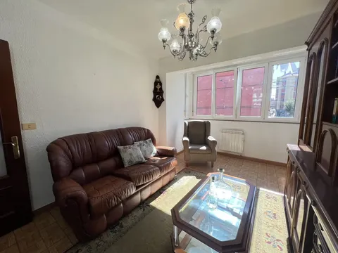 Pis de 73 m² a Gijón
