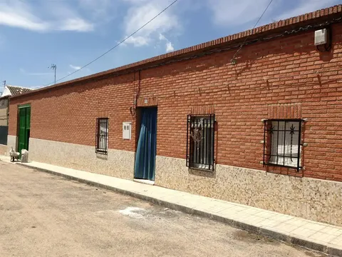 Casa de 275 m² a Turleque