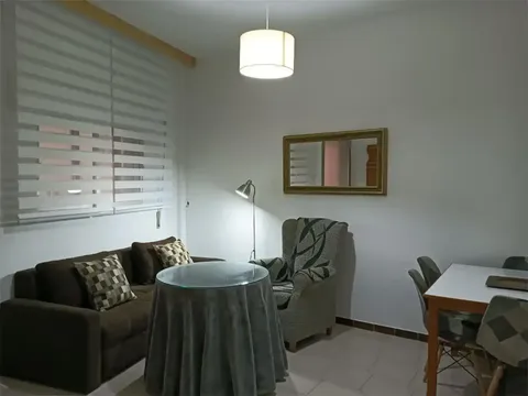 Wohnung 48 m² in Navalvillar de Pela