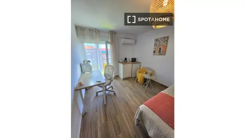 Chambre à louer, Madrid (3/17)