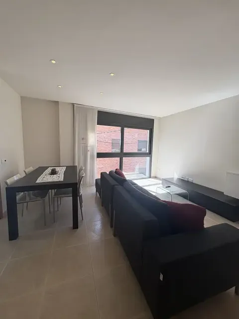Pis de 77 m² a Anglès