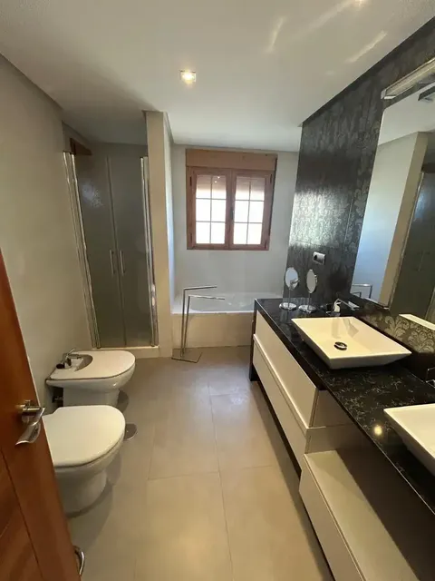 Casa de 235 m² a Sariegos