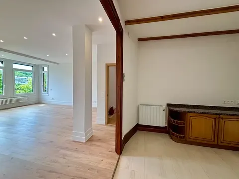 Pis de 150 m² a Sant Sebastià