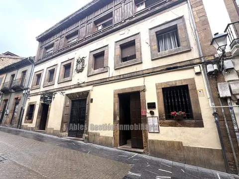Piso de 86 m² en Oviedo