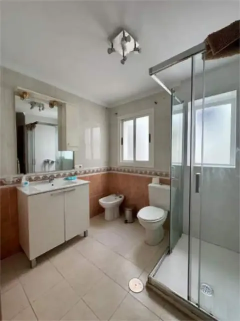 Wohnung 100 m² in Granada