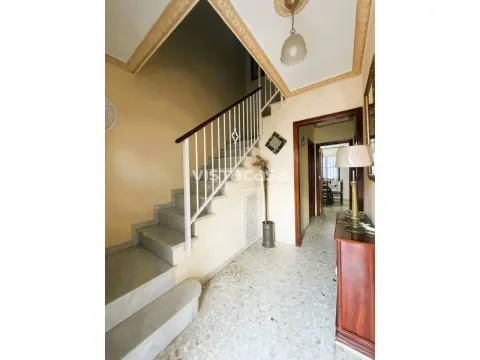 Casa de 183 m² en Mairena del Alcor