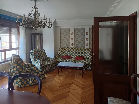 Pis de 135 m² a Pontevedra
