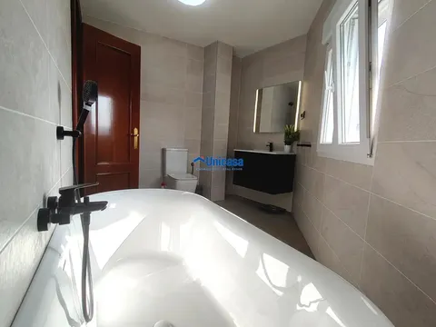 Haus 240 m² in Málaga