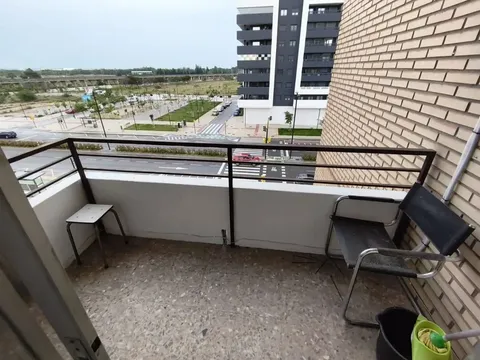 Flat 79 m² in Zaragoza