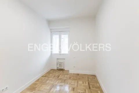 Appartamento 98 m² a Madrid