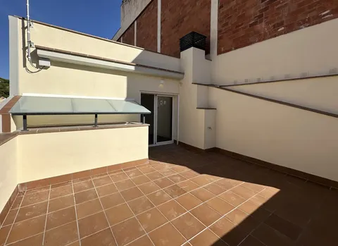 Flat 100 m² in Calella
