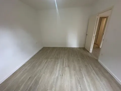 Pis de 86 m² a Badalona