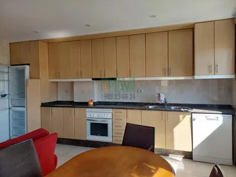 Pis de 95 m² a Ourense