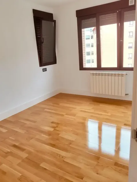 Appartamento 100 m² a Oviedo