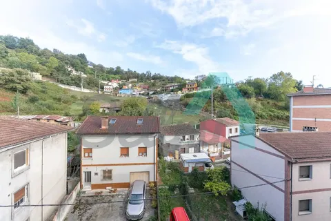 Pis de 58 m² a Llangréu / Langreo