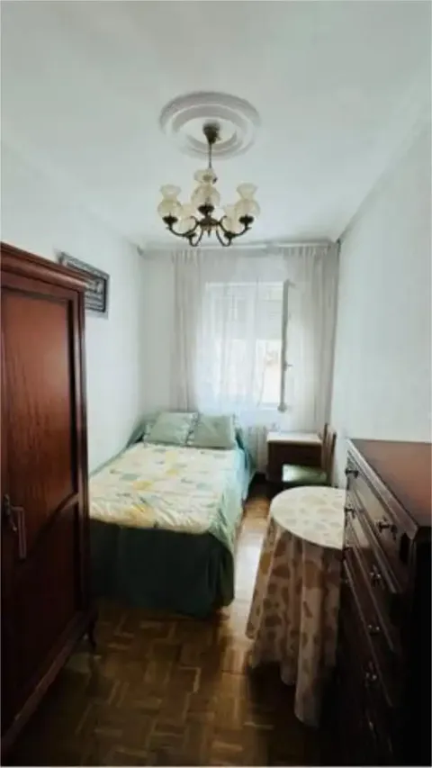 Habitación en alquiler, Valladolid (2/2)