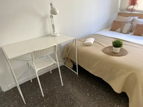 Habitació de lloguer, València (4/10)