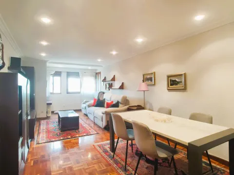 Pis de 120 m² a Gijón (2/18)