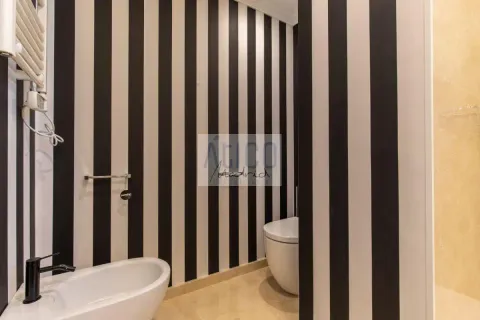 Appartamento 177 m² a Madrid