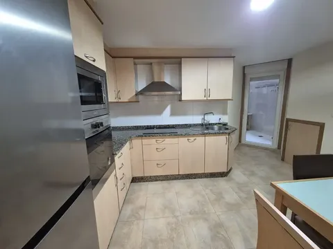 Appartement 80 m² à A Laracha