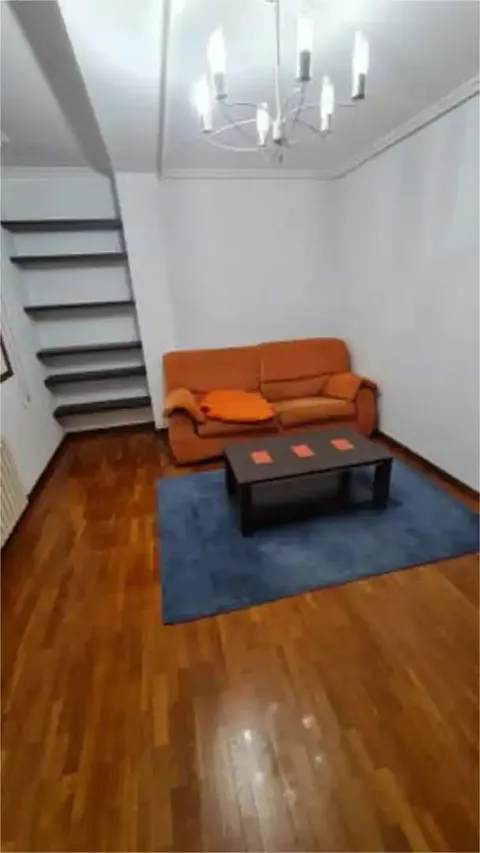 Pis de 75 m² a Ourense