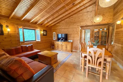 Casa de 80 m² a Oriola