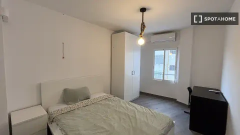Habitació de lloguer, València