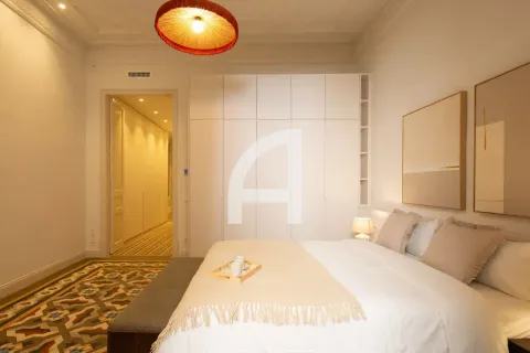 Квартира 143 м² в Барселоне