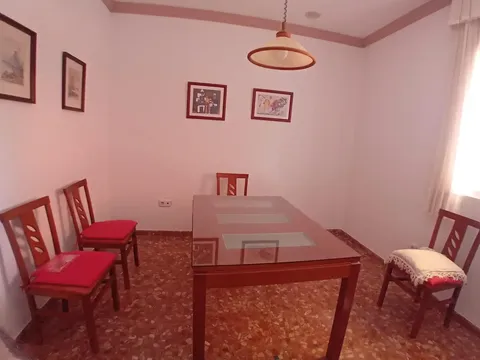 Casa de 254 m² a Còrdova