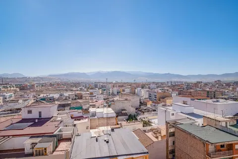 Pis de 100 m² a Granada