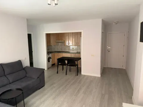 Flat 61 m² in Madrid
