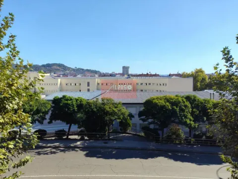 Pis de 81 m² a Ourense