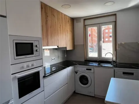Pis de 80 m² a Lleó (3/9)