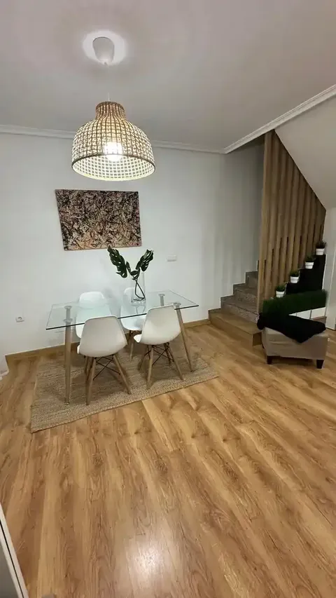 Casa de 85 m² a Oriola