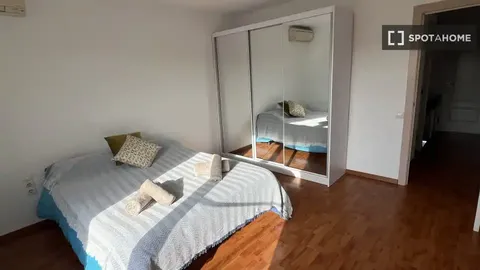 Habitación en alquiler, San Adrián de Besós (2/19)