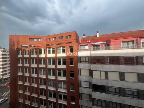 Wohnung 100 m² in Bilbao