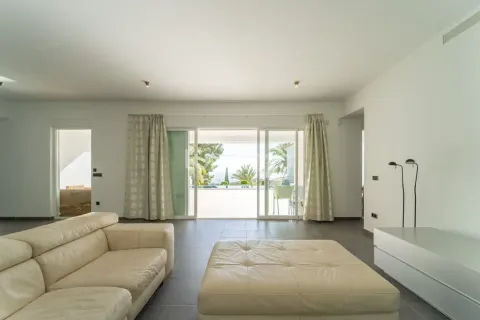 Haus 400 m² in Altea