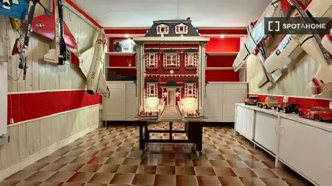 Pis de 680 m² a Valdemorillo