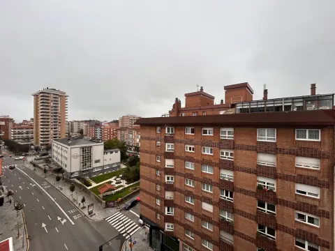 Appartamento 86 m² a Gijón / Xixón