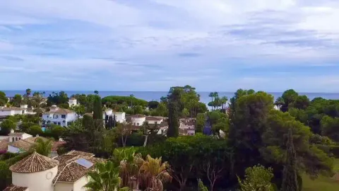 Pis de 235 m² a Estepona