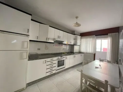 Piso de 90 m² en Vigo