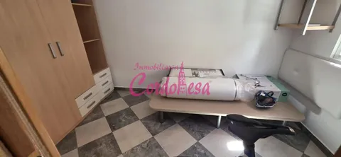 Pis de 70 m² a Còrdova