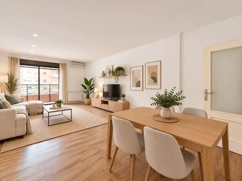 Pis de 101 m² a València